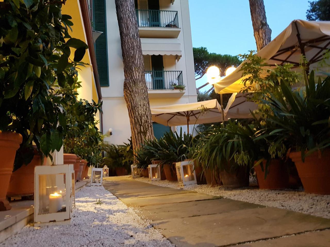 Hotel La Primula Forte dei Marmi Exterior photo